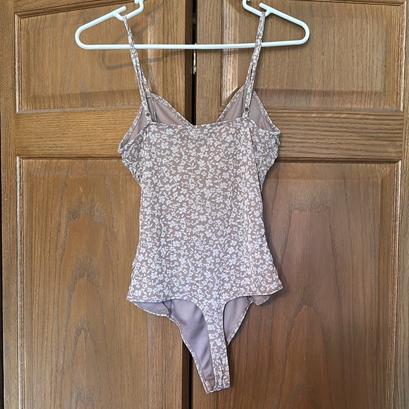 Le Lis Floral Bodysuit Light Pink/Dusty Rose - Picture 4 of 6